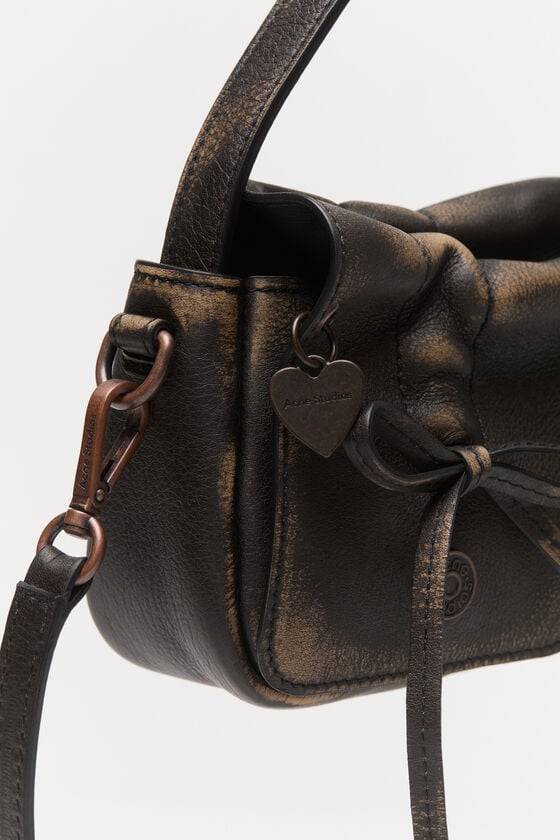 Acne Studios Mikrotasche mit mehreren Taschen Riesige Ersparnisse