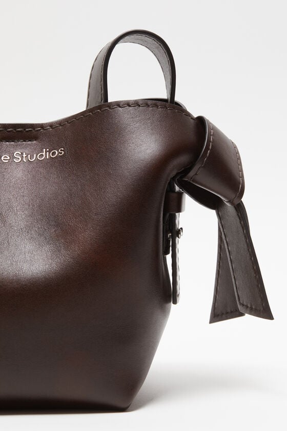 Acne Studios Musubi Mini Schultertasche Tiefpreis