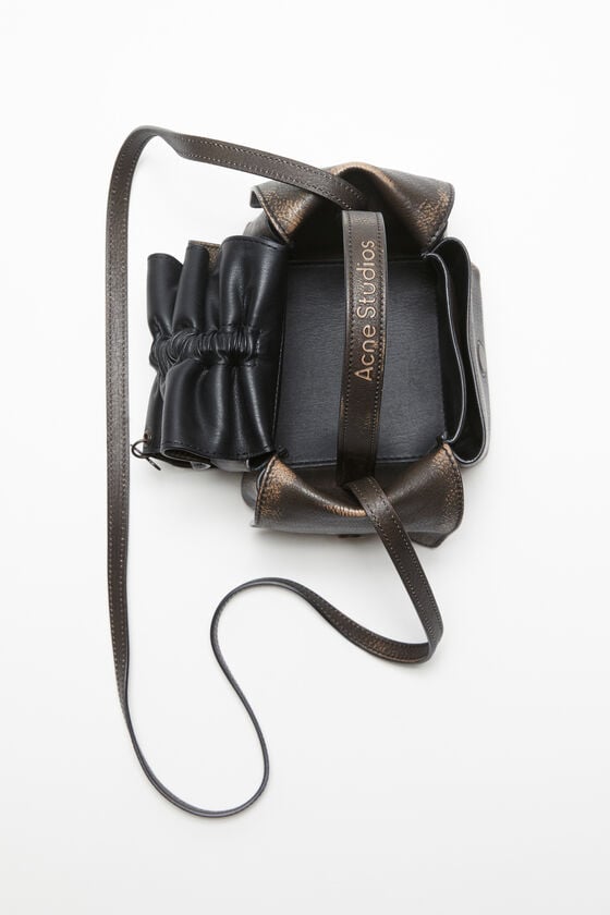 Acne Studios Multipocket-Minitasche Neueste Stile