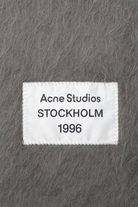Acne Studios Fransen-Schal aus Alpaka Black Friday Preise