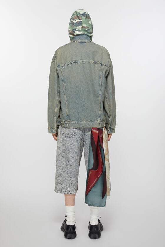 Acne Studios Seidenschal mit Print von Katerina Jebb Laufsteg-Show zollfrei