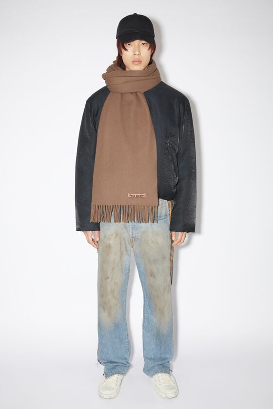 Acne Studios Oversized-Wollschal mit Fransen Schlussverkauf
