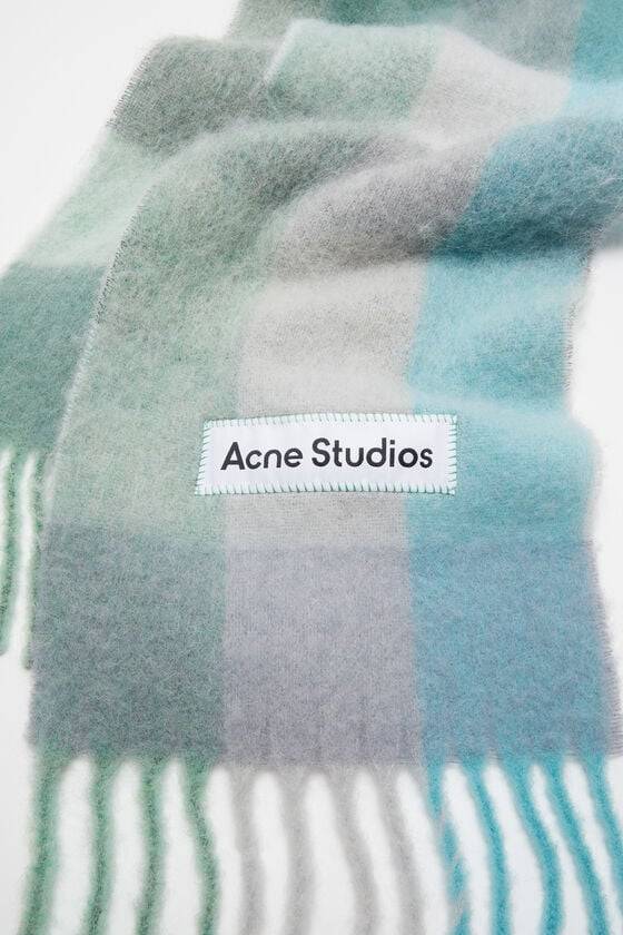 Acne Studios Karierter Schal aus Mohair Limitierter Zeitrabatt