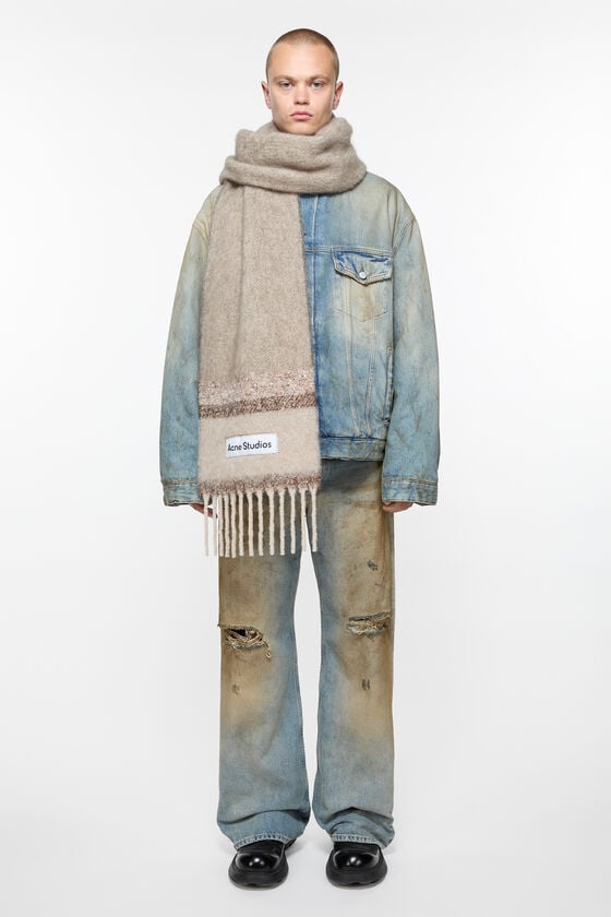 Acne Studios Fransen-Schal mit Logo Sonderangebot