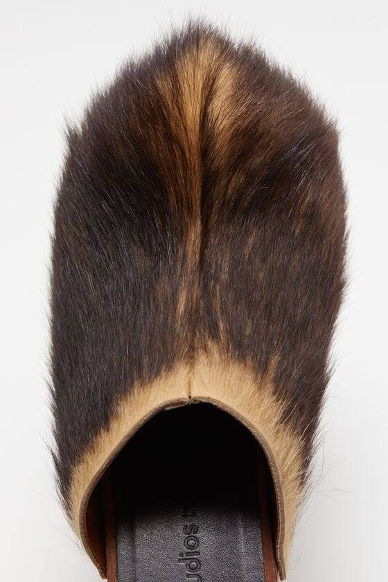 Acne Studios Haarige Holzclogs Günstig kaufen