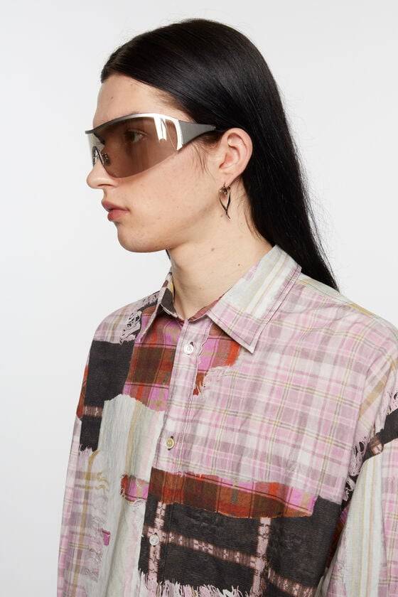 Acne Studios Herzförmige Creolen Weihnachtsangebot