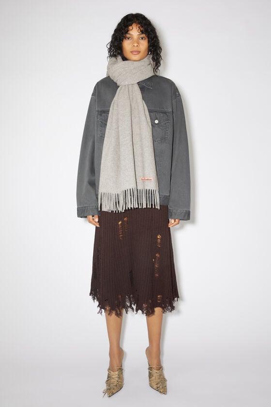 Acne Studios Oversized-Wollschal mit Fransen Heißer Verkauf