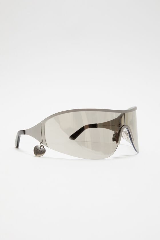 Acne Studios Sonnenbrille mit Metallrahmen Tägliche Deals
