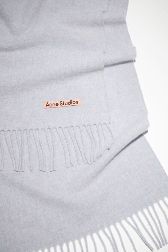 Acne Studios Schmaler Fransen-Schal aus Wolle Zeitbegrenzte Promotion