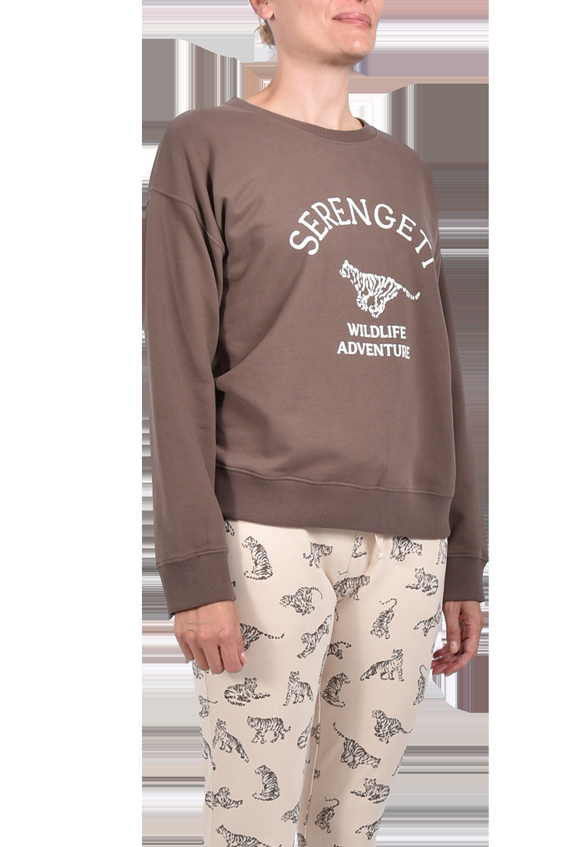 JUVIA Emmy Fleece Sweater mit Frontprint "Serengeti" von JUVIA Räumungsverkauf