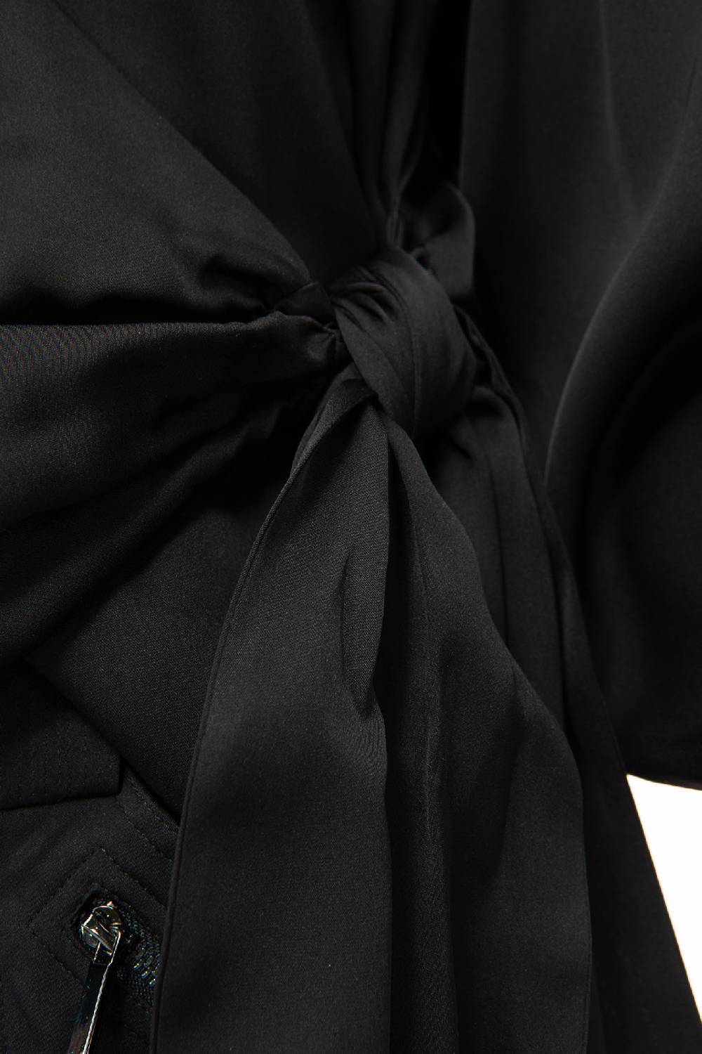 IVI GmbH SOLID SILK Seidenbluse mit Cut-Out Detail schwarz Heißer Verkauf