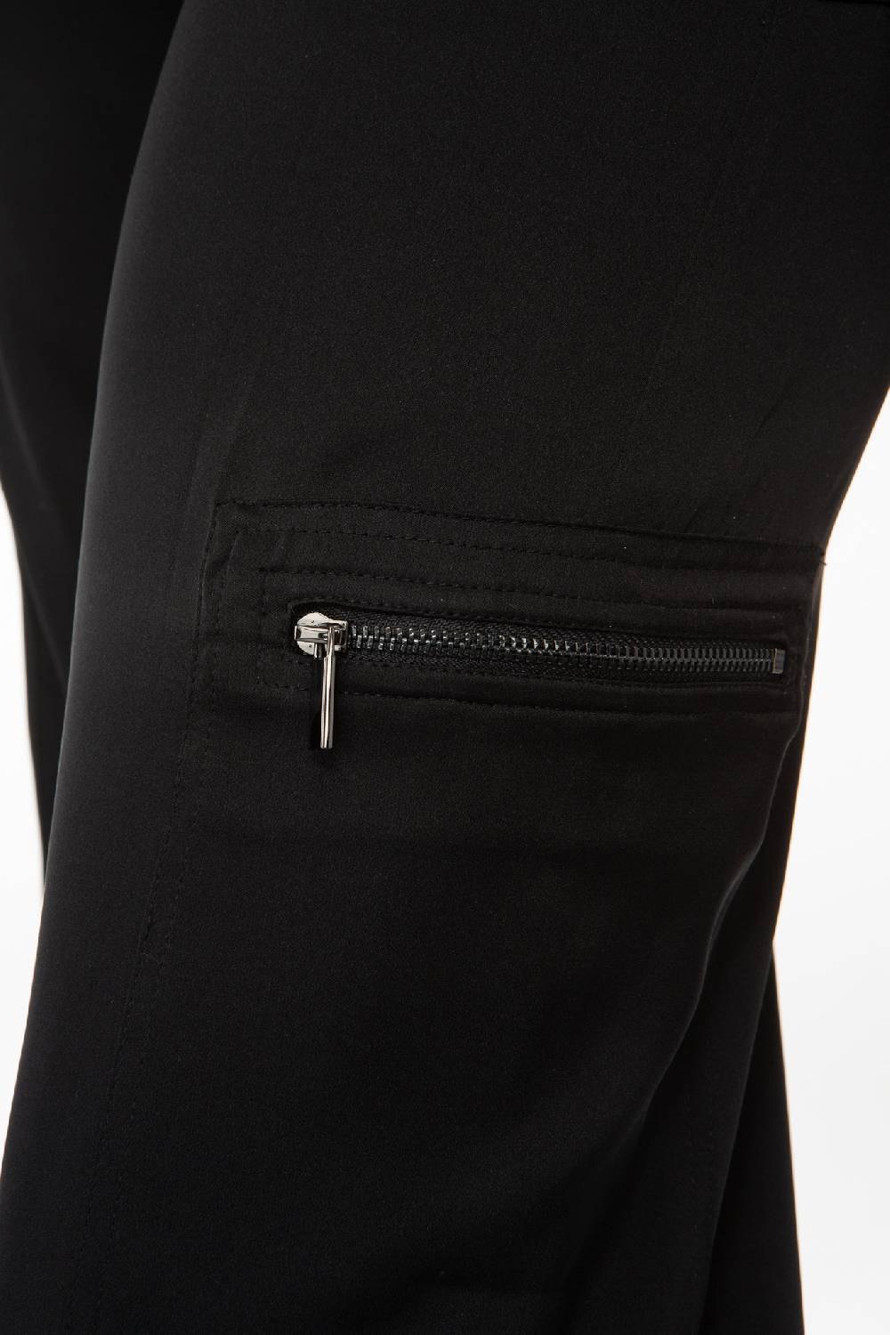 IVI GmbH SOLID SILK Seidenhose mit Cargo-Details schwarz Top Angebot