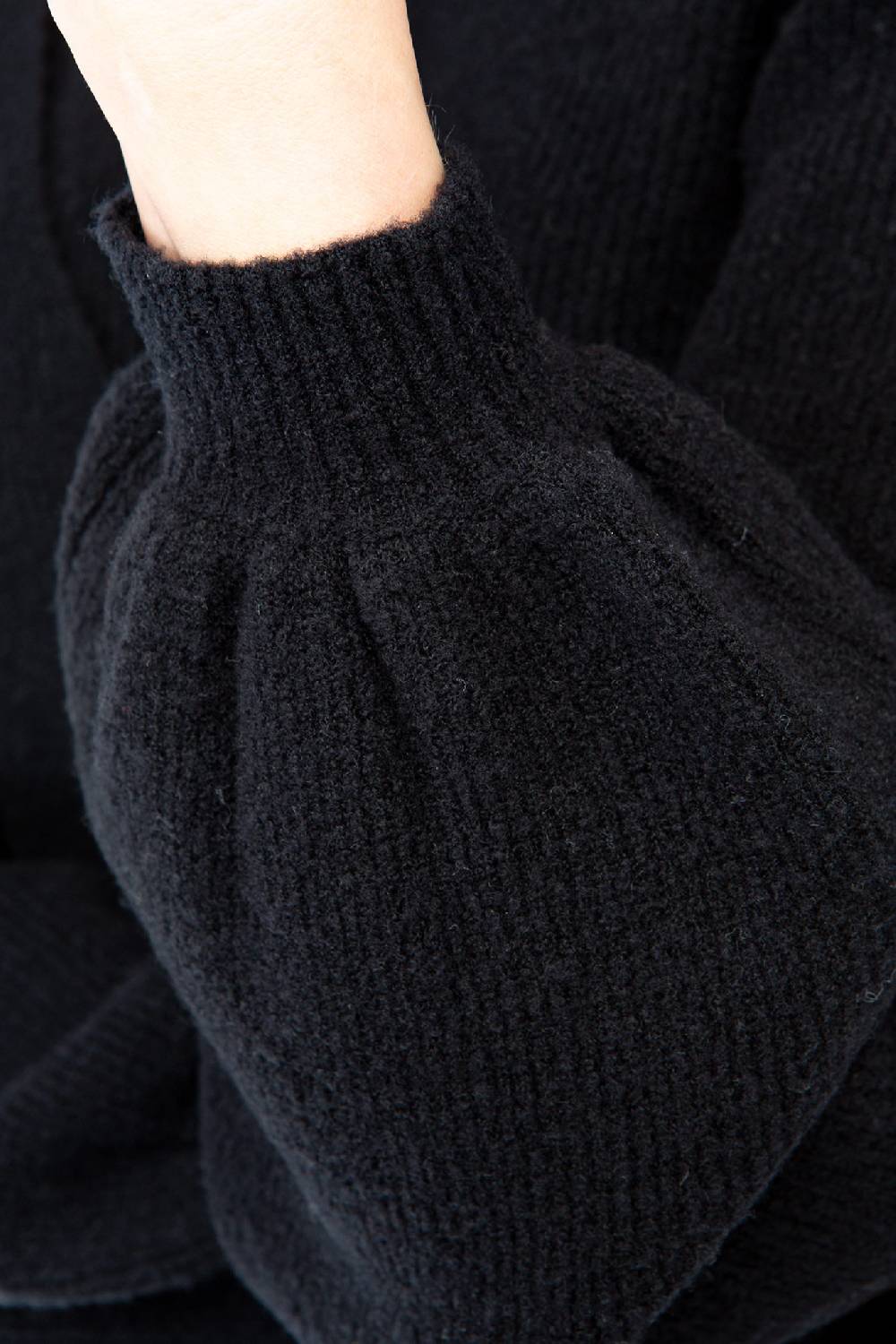 IVI GmbH SOLID KNIT Wickelpullover mit Cut-Out Detail schwarz Blitzangebot