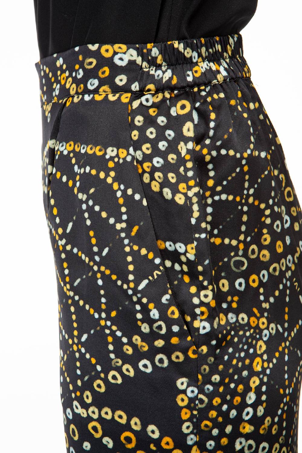IVI GmbH RAINBOW FISH Bedruckte Hose mit weitem Bein schwarz Saisonale Angebote