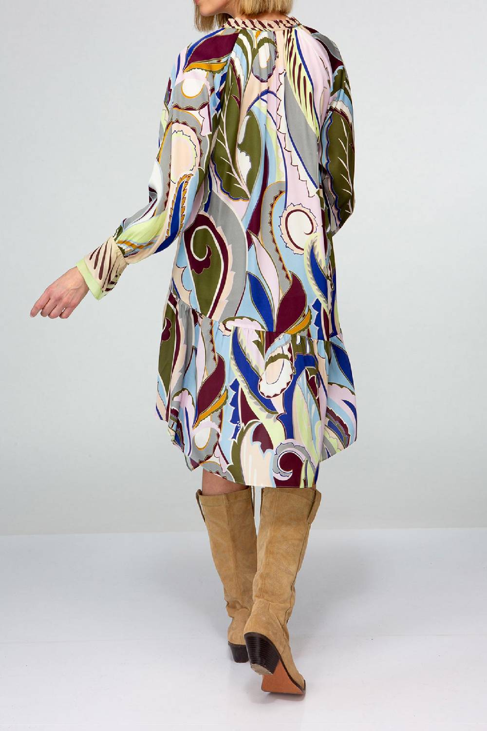 IVI GmbH LAS VEGAS Seidenkleid mit asymmetrischem Saum Wochenangebot