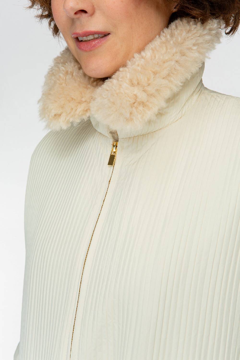 IVI GmbH OUTERWEAR Pilotenjacke mit Fake-Fur Kragen creme-weiß Black Friday Preise