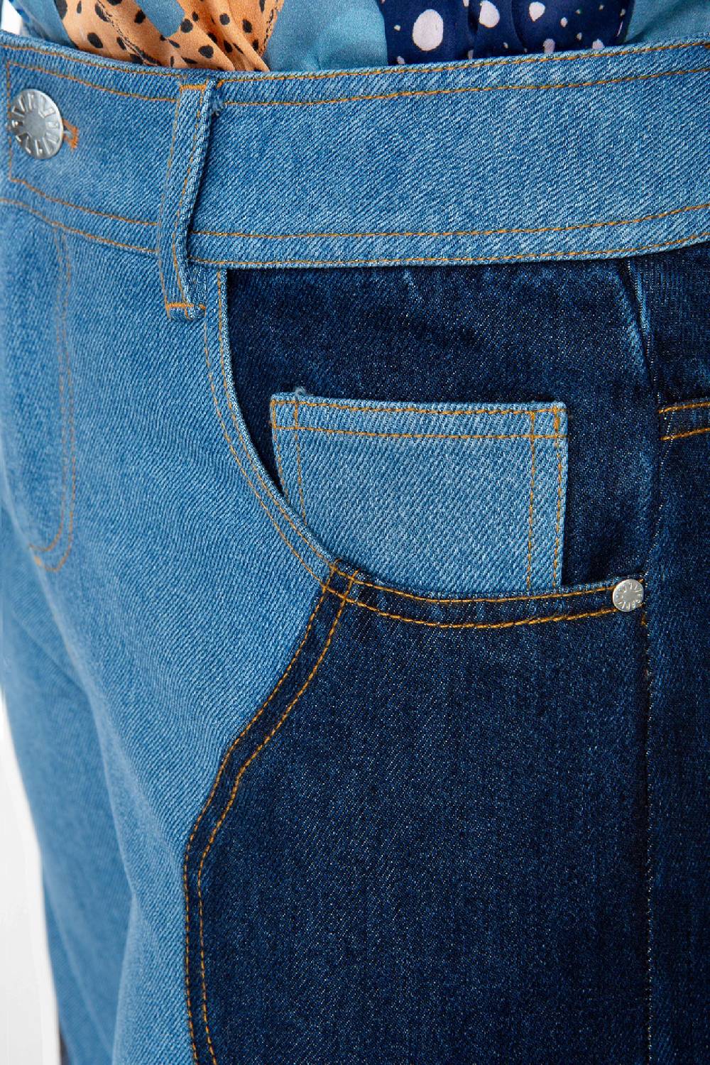IVI GmbH DENIM Jeans mit weitem Bein und Patch Versandkostenfrei