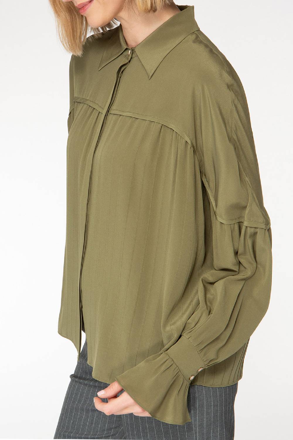 IVI GmbH FANCY Plissé Bluse aus Seiden-Georgette olive Bis zu 65% Rabatt