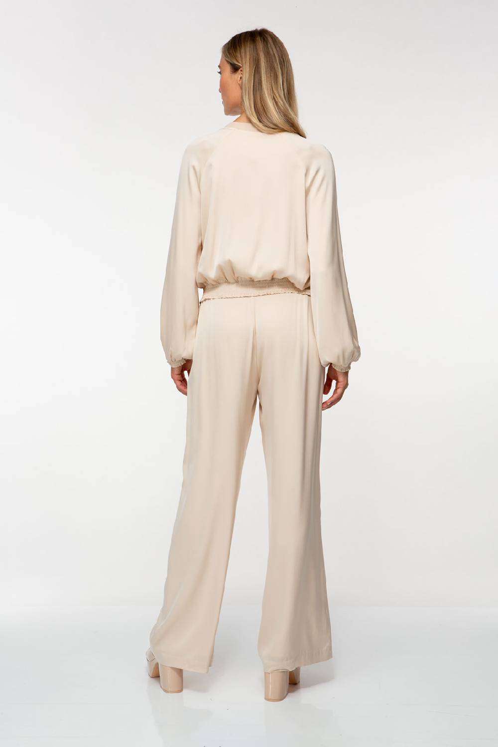 IVI GmbH SOLID SILK Seidenblouson light sand 50% Rabatt für begrenzte Zeit