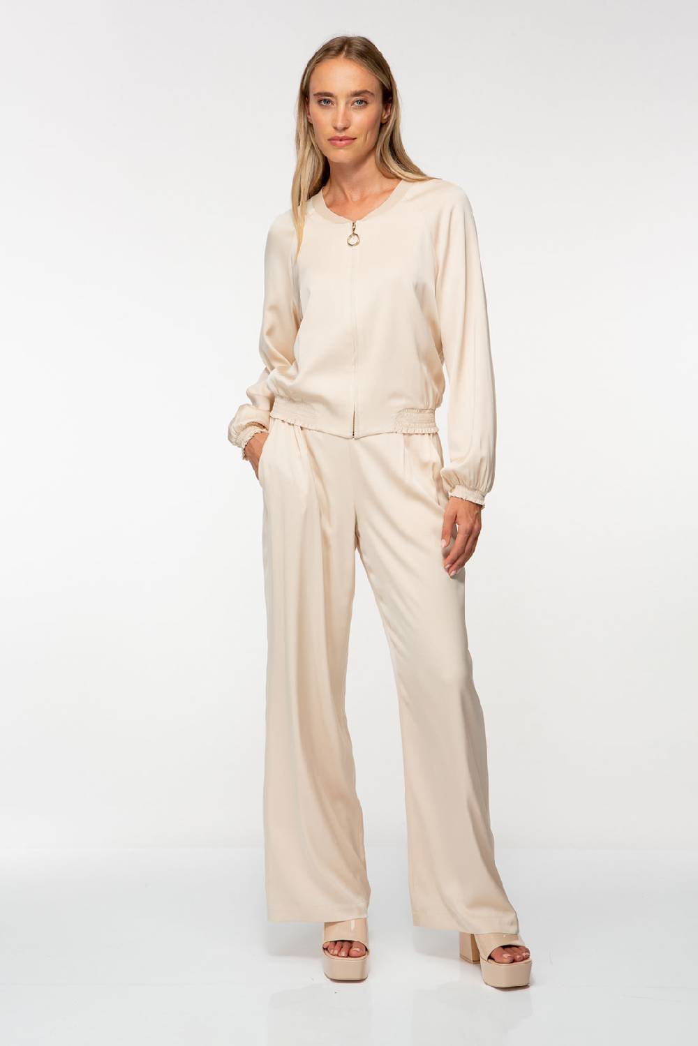 IVI GmbH SOLID SILK Seidenhose mit weitem Bein light sand Angebote