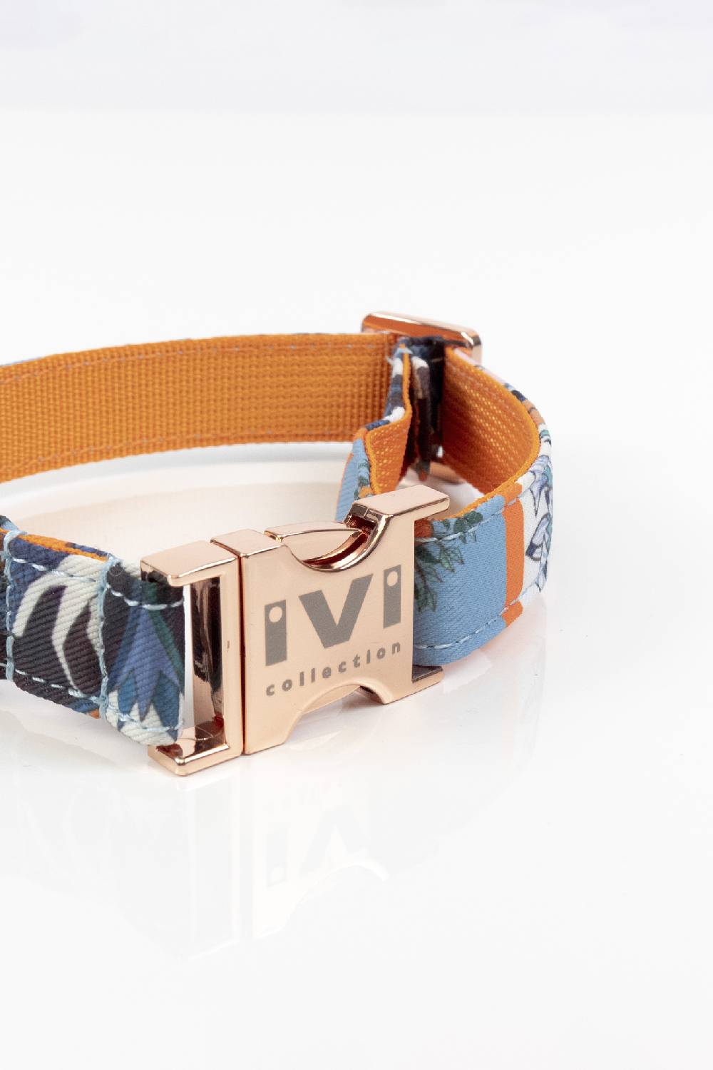 IVI GmbH RETRO TILES Halsband Großer Ausverkauf