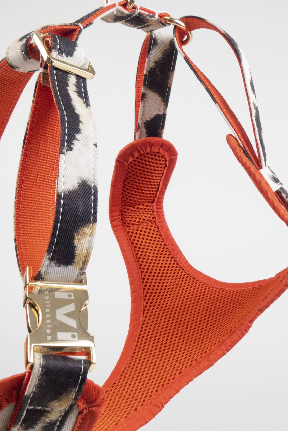 IVI GmbH LEO Harness Black Friday