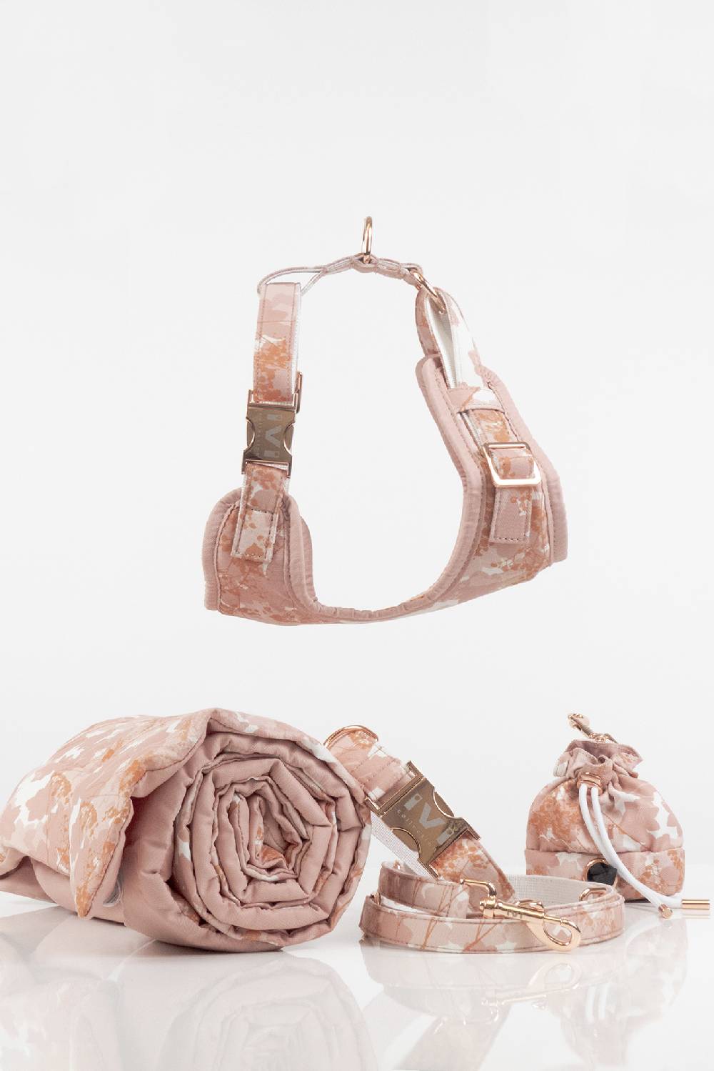 IVI GmbH PASTEL FLOWERS Harness Vatertagsangebot