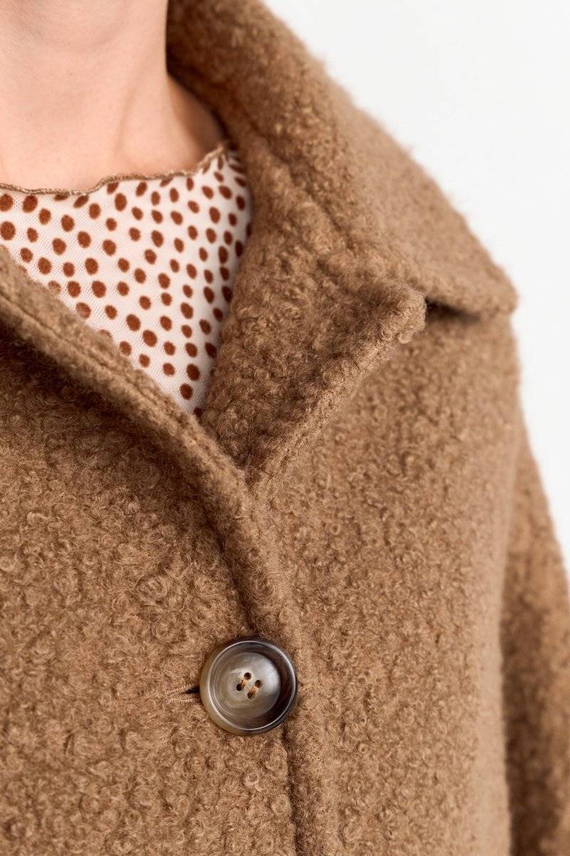 Eich & Royal Jacke mit breitem Umlegekragen Neueste Mode
