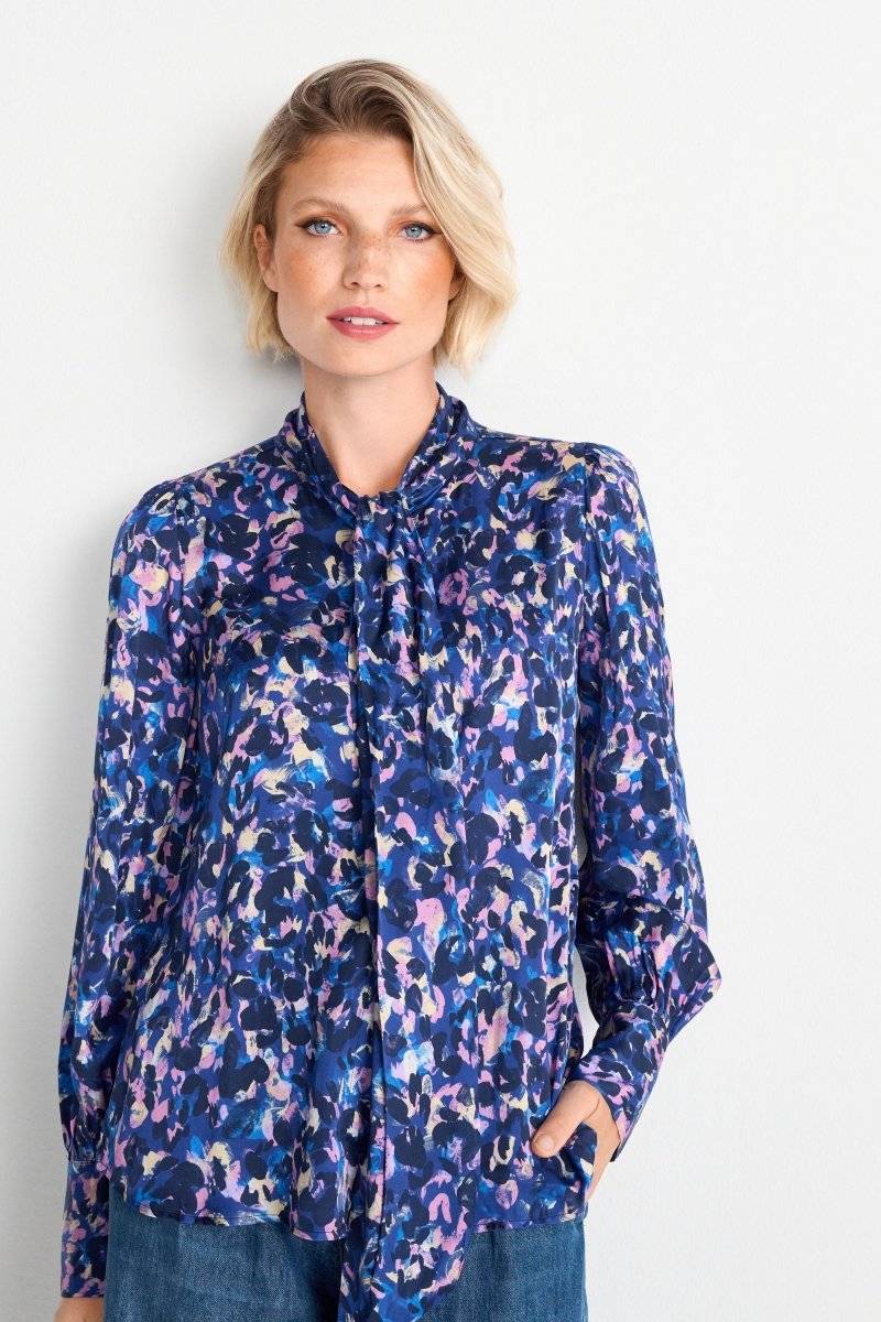 Eich & Royal Schluppenbluse mit Leo-Print Preisnachlass