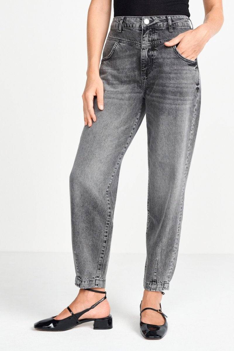 Eich & Royal Denim im Slouchy-Fit Osterangebot