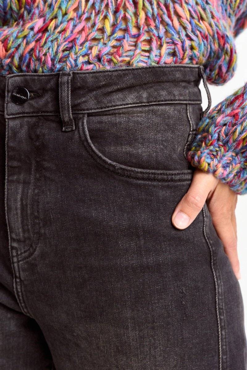 Eich & Royal Denim im Barrel Leg Fit Valentinstagsangebot
