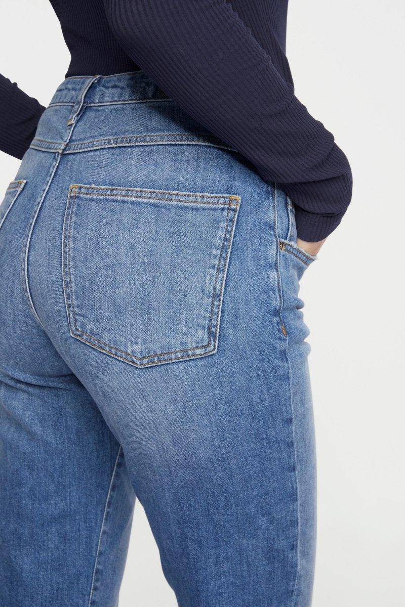 Eich & Royal Denim aus nachhaltigem Material Bis zu 60% Rabatt