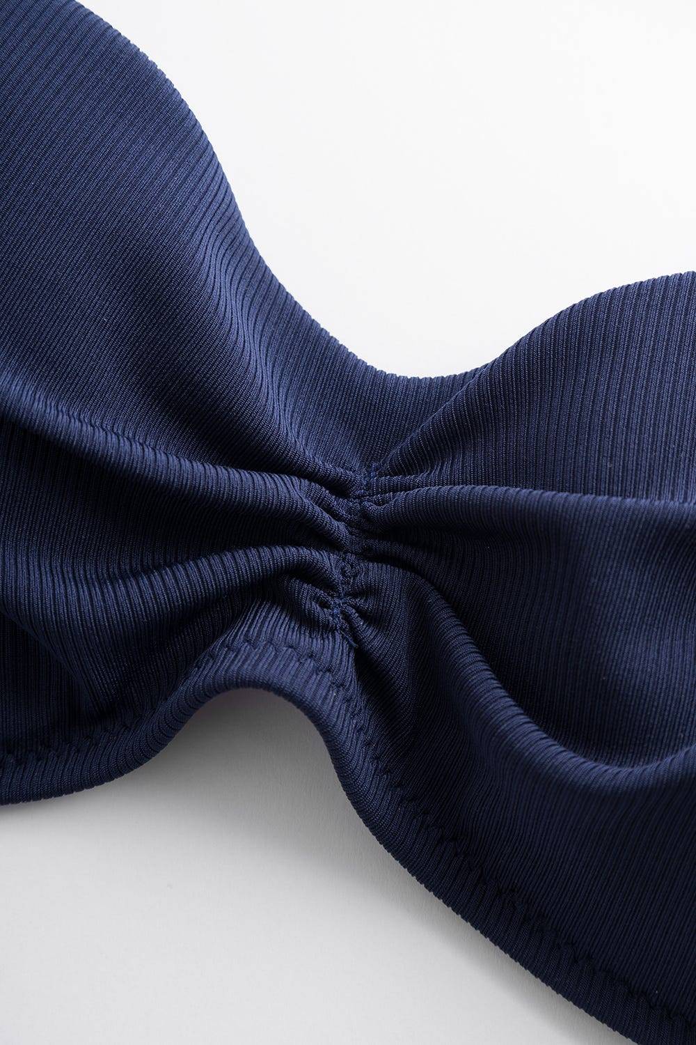 Rösch Bikini Oberteil mit Streifen-Details Ripp überkreuzt recyceltes Polyester/Elasthan Rabatte dieses Monats