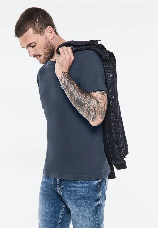 Street One T-Shirt mit Chestprint im Angebot