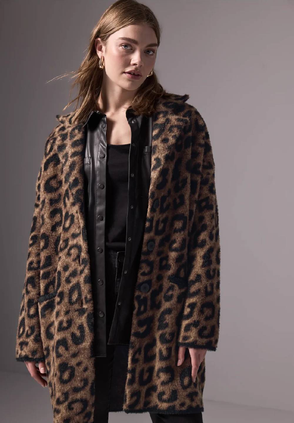Street One Strickmantel im Leo-Look Preisnachlass