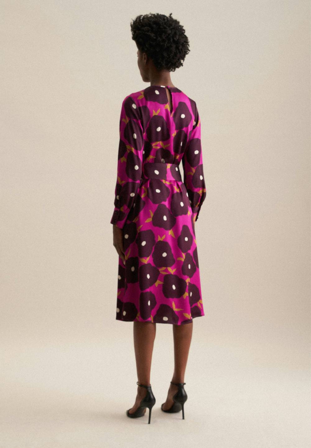 Studio Seidensticker Satin Midi Kleid Nur für heute