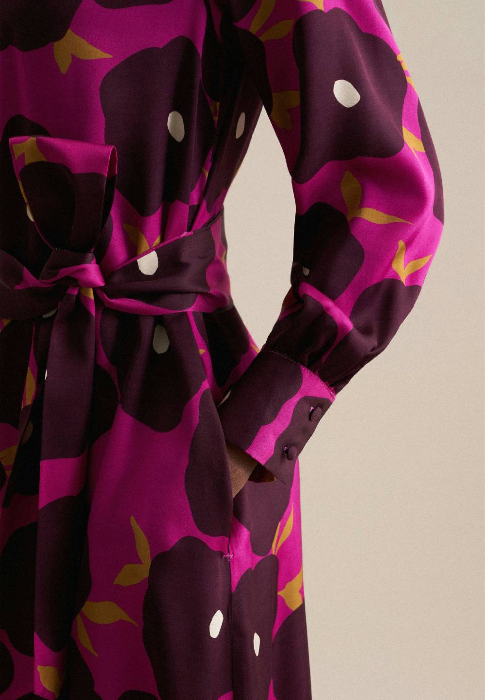 Studio Seidensticker Satin Midi Kleid Nur für heute