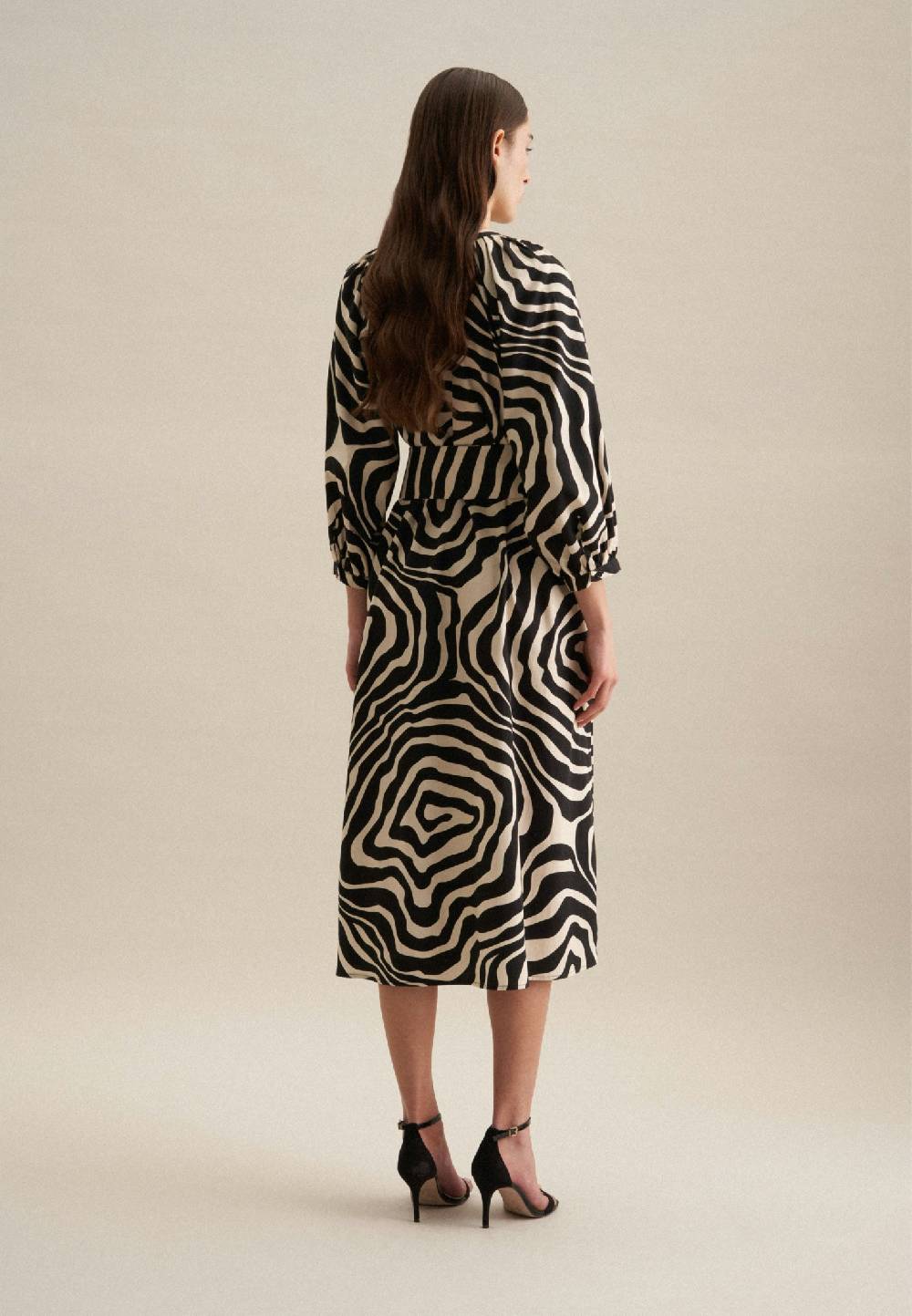 Studio Seidensticker Satin Midi Kleid Super Rabatt