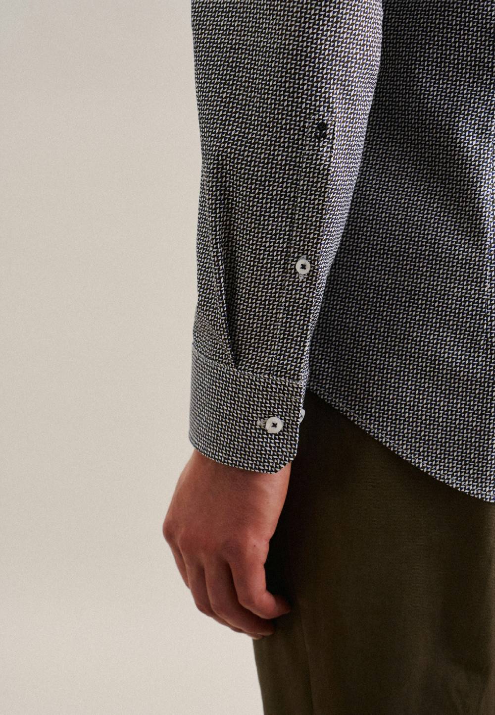 Studio Seidensticker Twill Business Hemd in X-Slim mit Kentkragen im Angebot