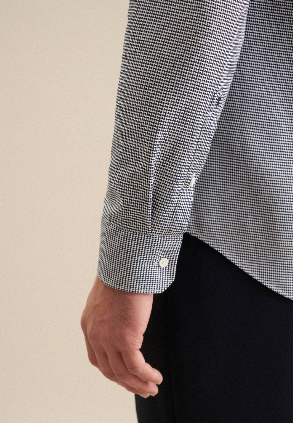Studio Seidensticker Bügelleichtes Satin Business Hemd in Slim mit Kentkragen Bis zu 60% Rabatt