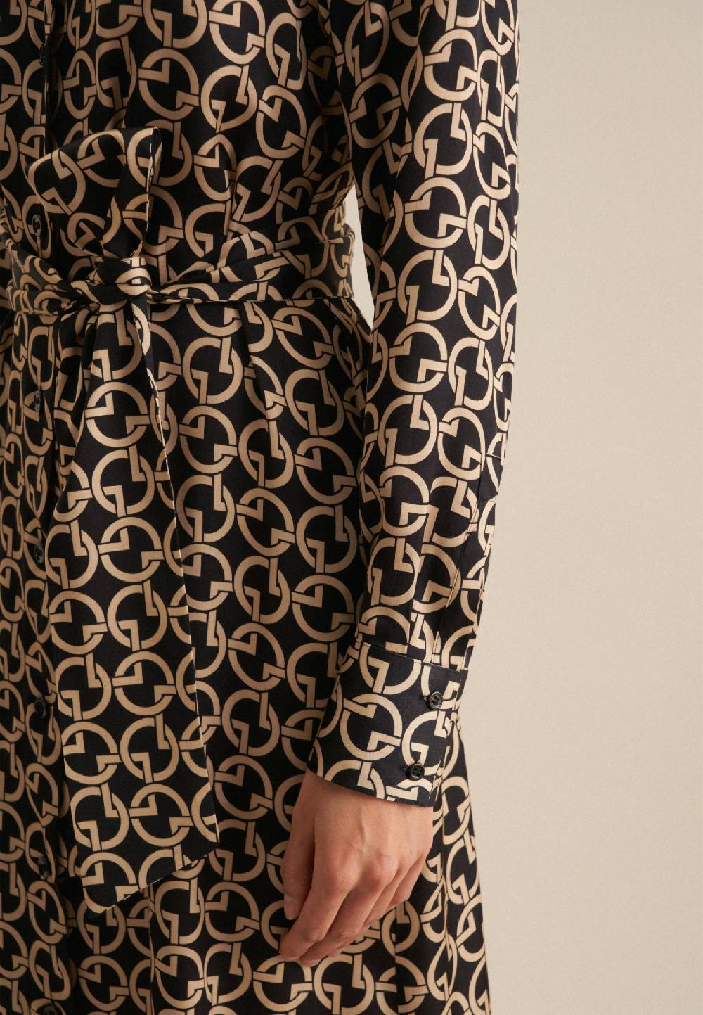 Studio Seidensticker Satin Midi Kleid Kauf eins, bekomm eins gratis